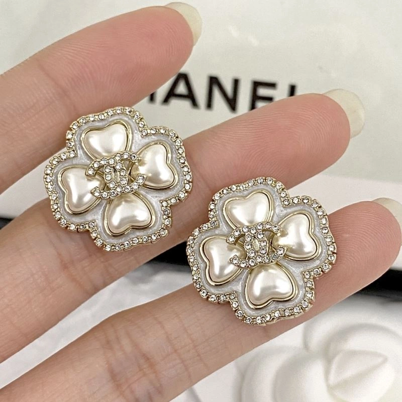 Chanel Earrings ZipUp 230704