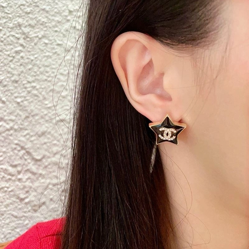 Chanel Earrings Vibrant 230674