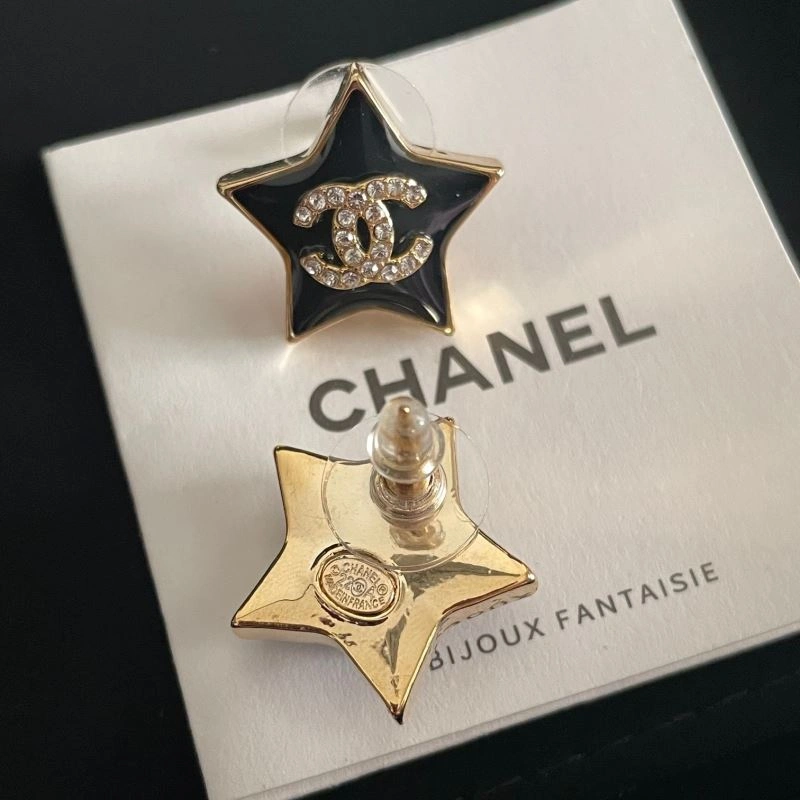 Chanel Earrings Vibrant 230674