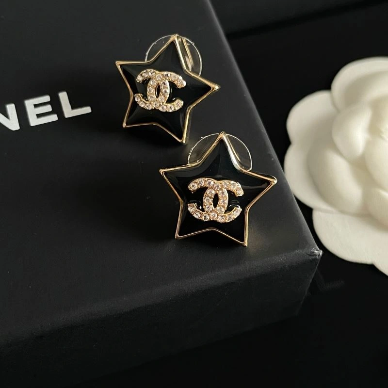 Chanel Earrings Vibrant 230674