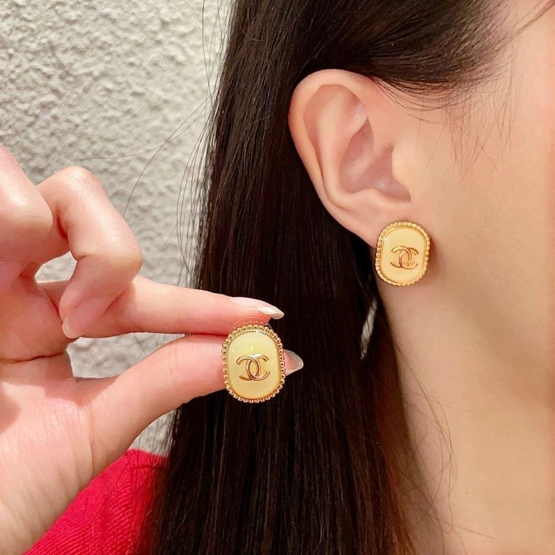 Chanel Earrings WrinkleFree 230683