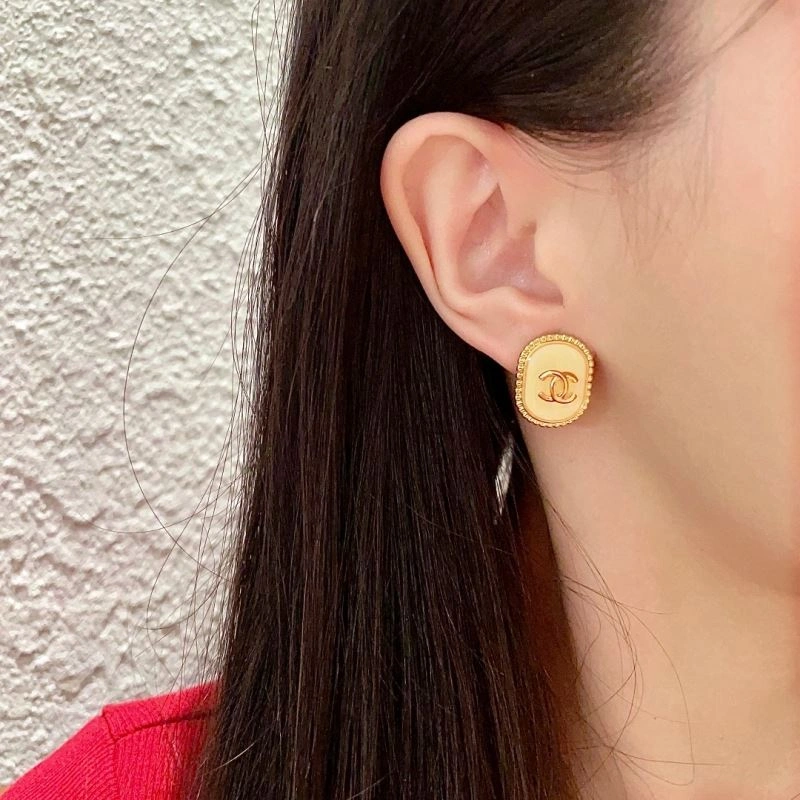Chanel Earrings WrinkleFree 230683