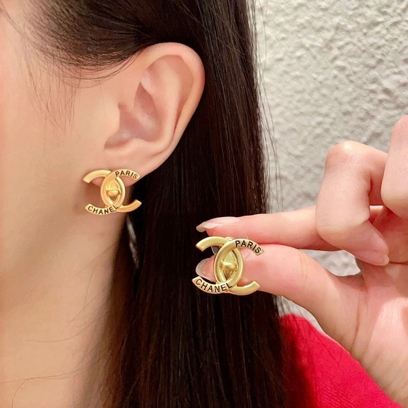 Chanel Earrings Practical 230668