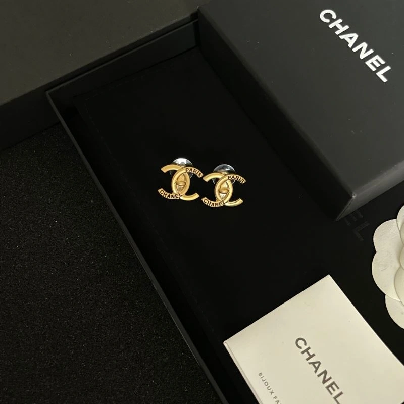 Chanel Earrings Practical 230668