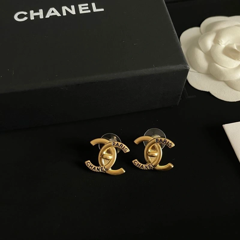 Chanel Earrings Practical 230668