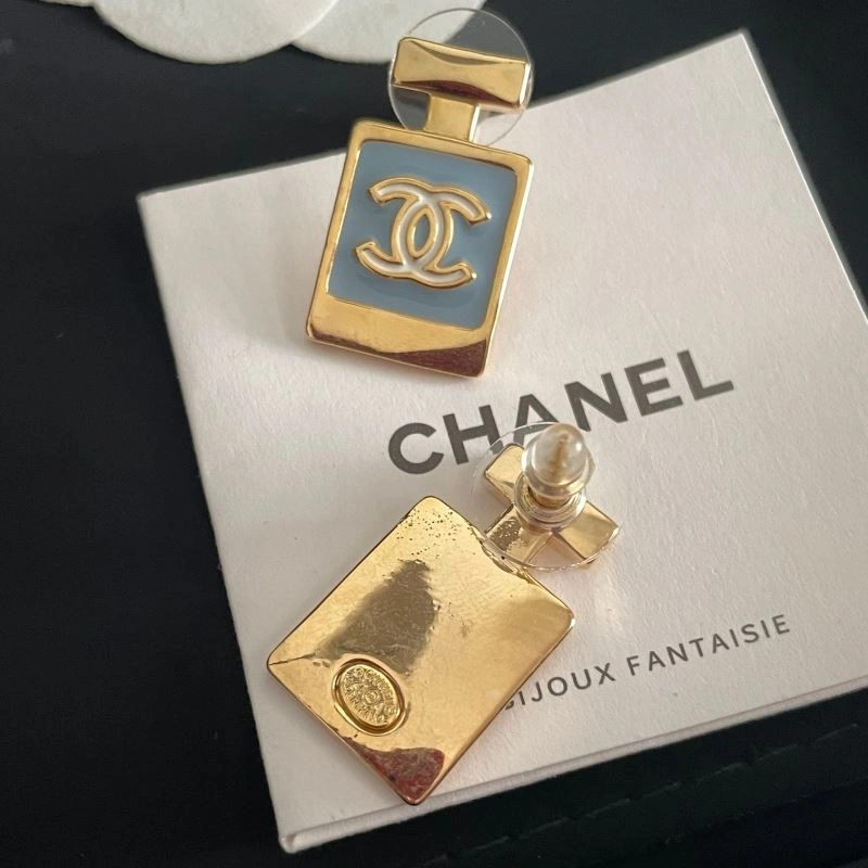 Chanel Earrings Bold 230697