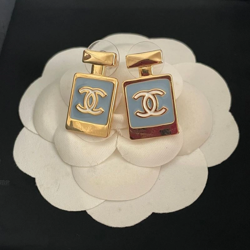 Chanel Earrings Bold 230697