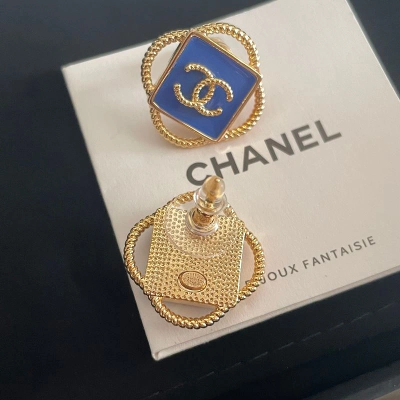 Neat Chanel Earrings 230679