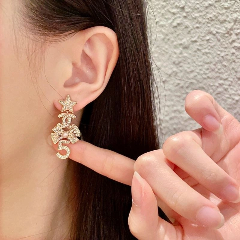 Chanel Earrings HighPerformance 230677