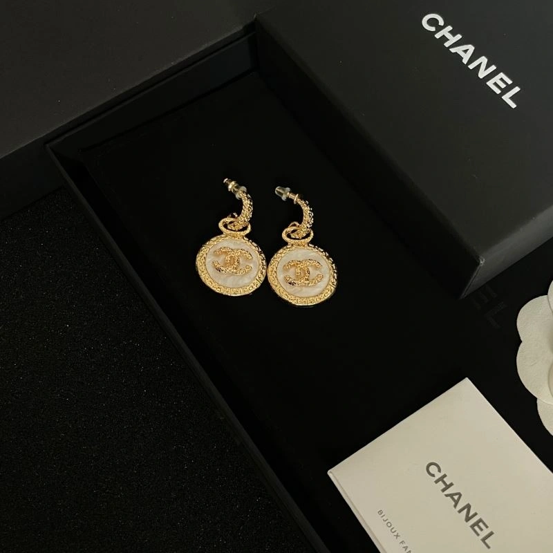 Sustainable Chanel Earrings 230787