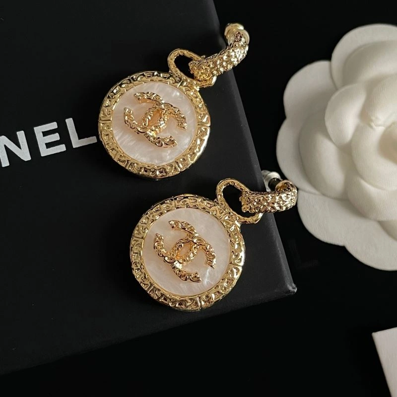 Sustainable Chanel Earrings 230787
