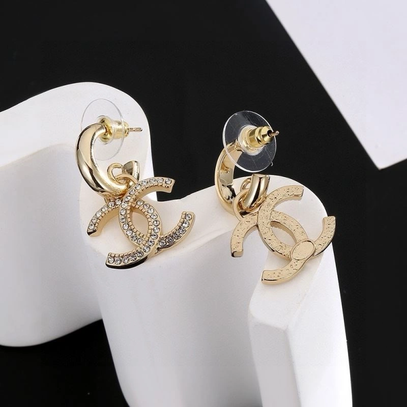 Chanel Earrings Stylish 230695