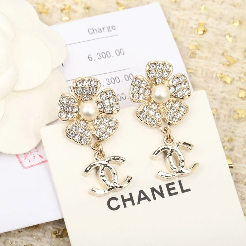 Chanel Earrings EasyMatch 230692