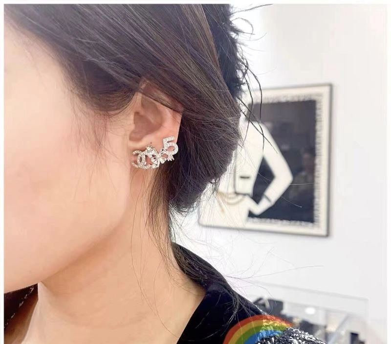 DailyWear Chanel Earrings 230648