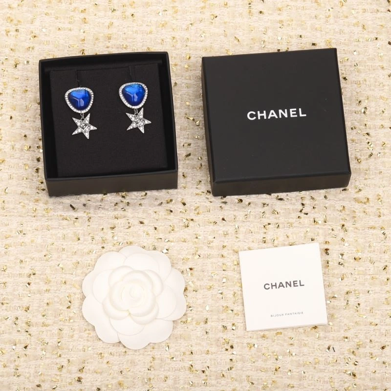 Chanel Earrings Sleek 230715