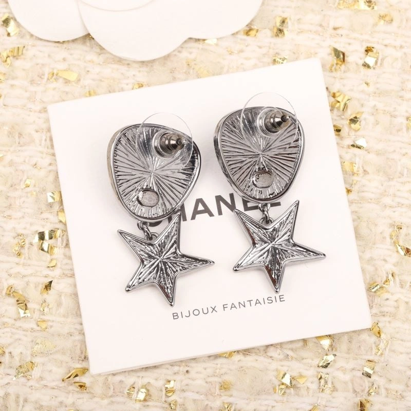 Chanel Earrings Sleek 230715
