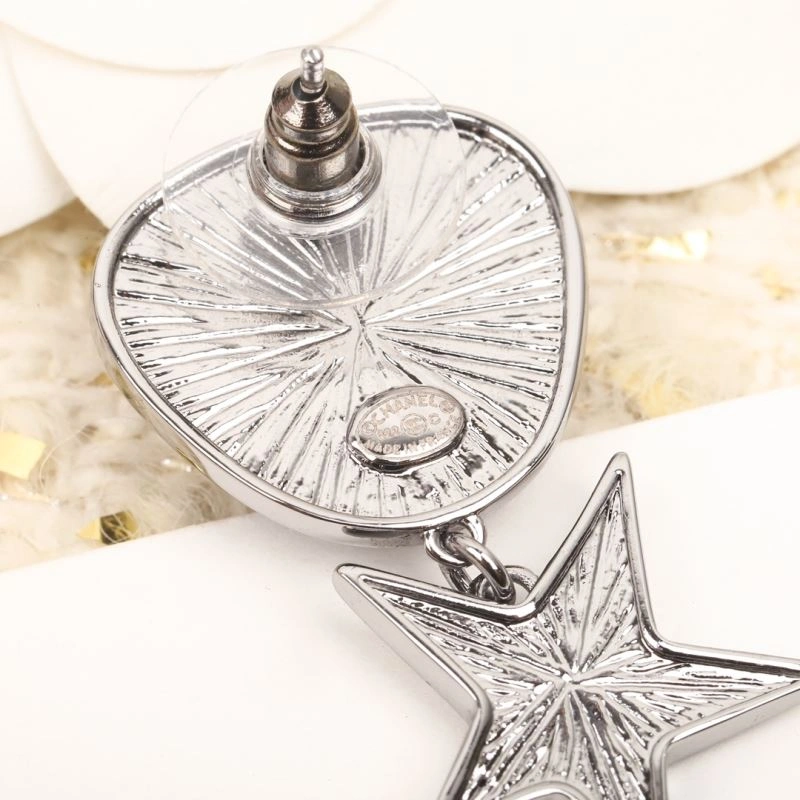 Chanel Earrings Sleek 230715