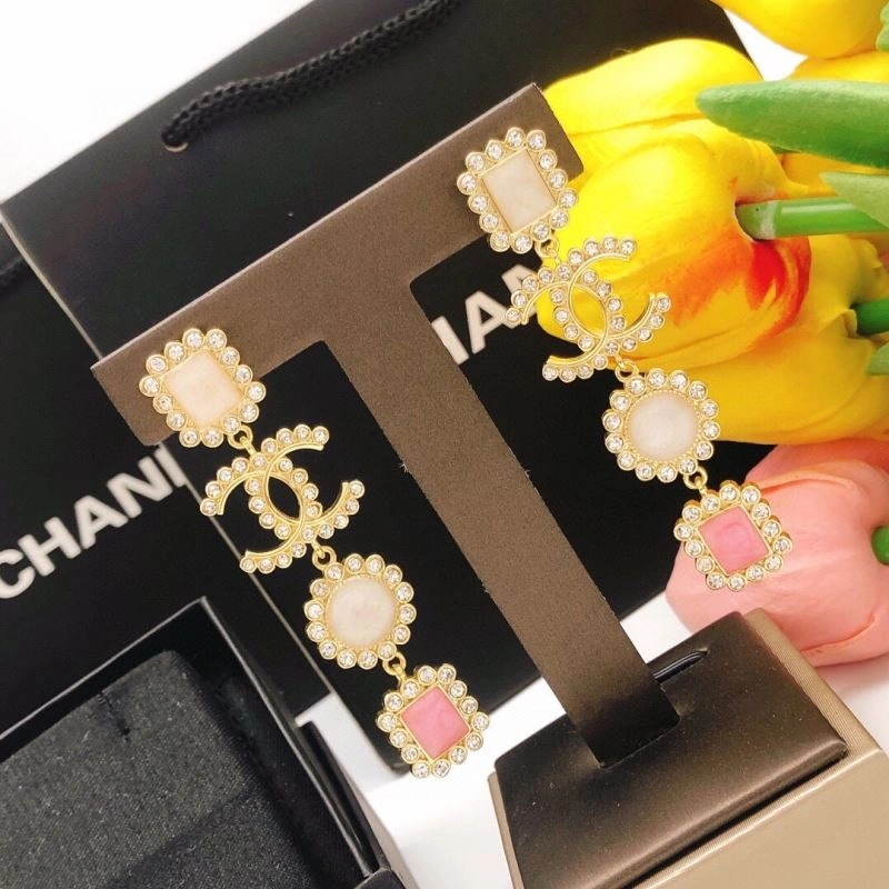 Chanel Earrings Compact 230649