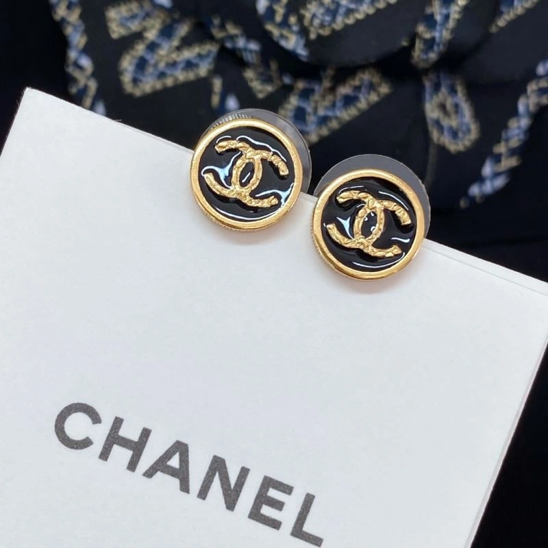 Unique Chanel Earrings 230661