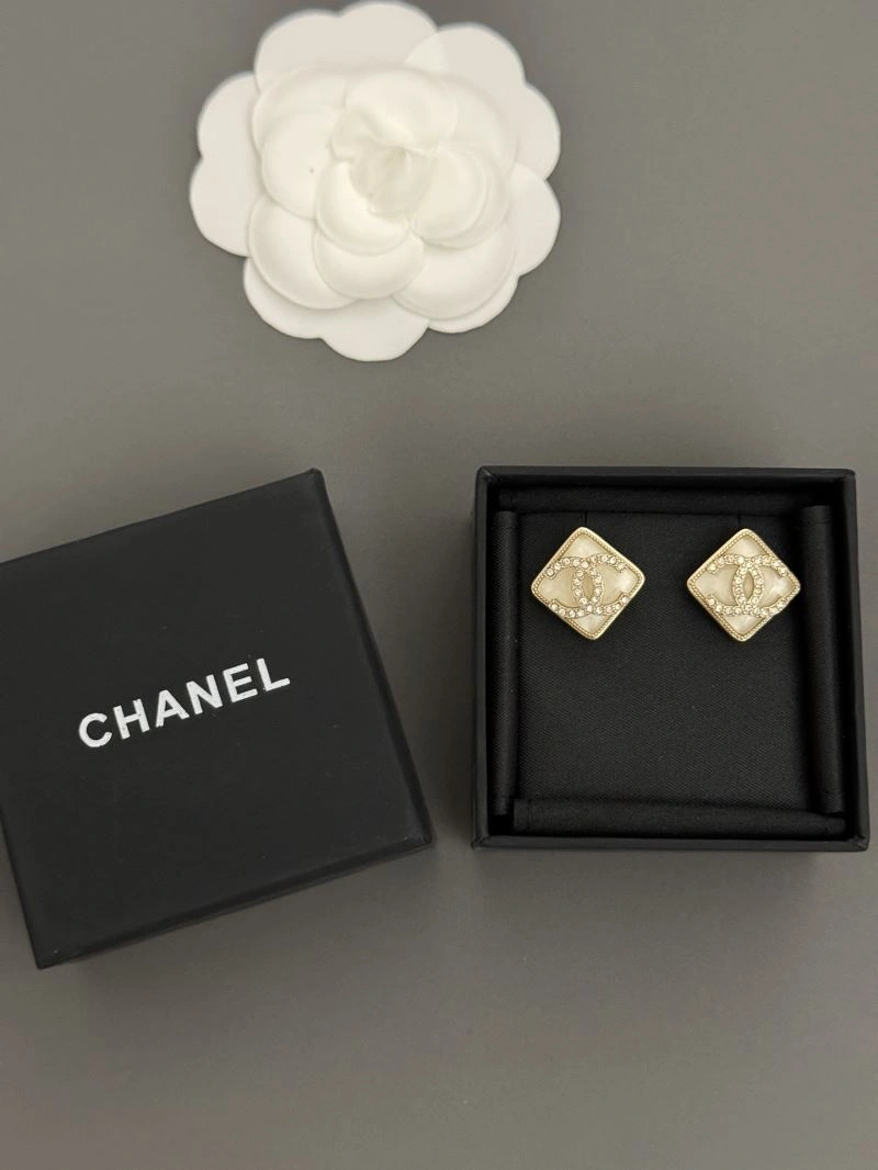 Chanel Earrings FashionForward 230662