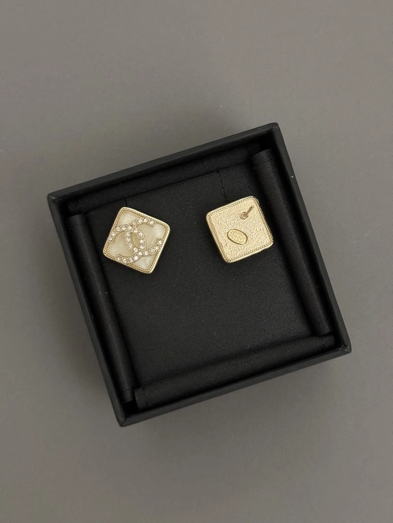 Chanel Earrings FashionForward 230662