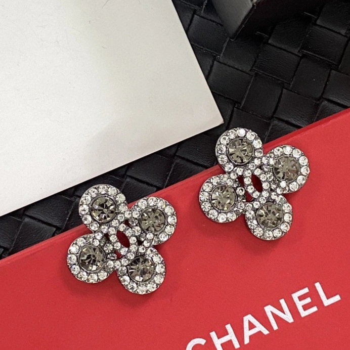 OdorResistant Chanel Earrings 230656