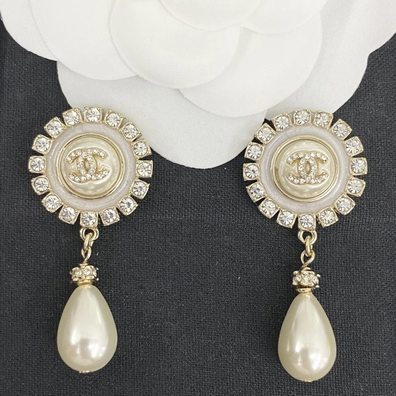 Sporty Chanel Earrings 230694