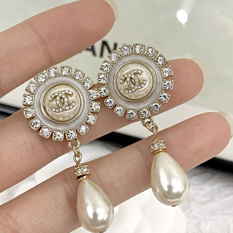Sporty Chanel Earrings 230694