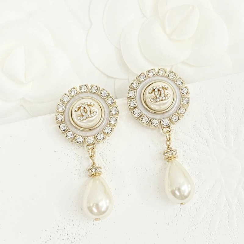 Sporty Chanel Earrings 230694