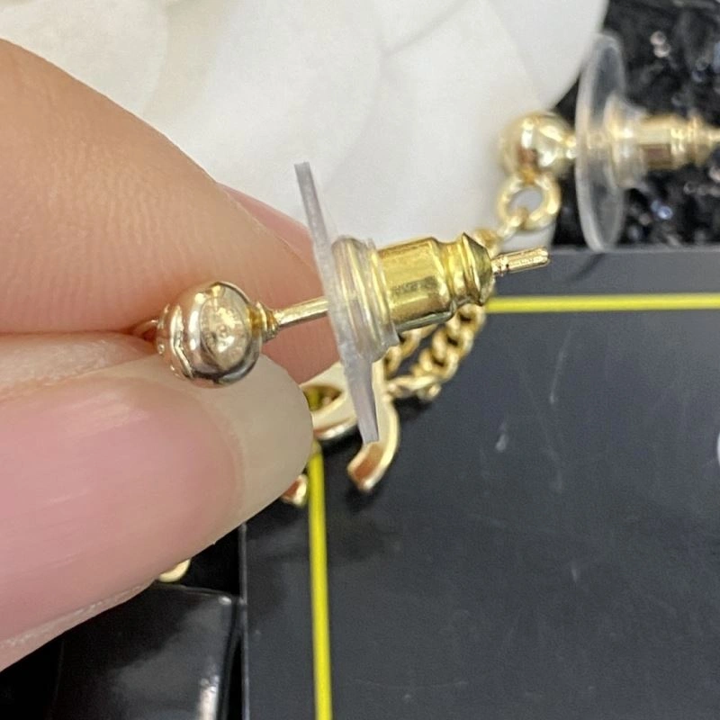 Chanel Earrings HighQuality 230750