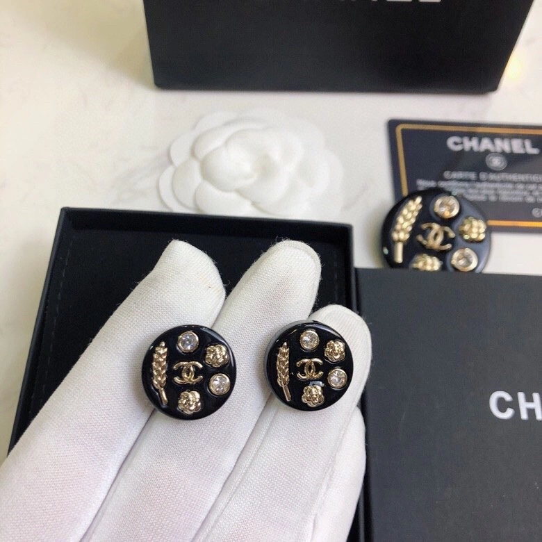 Chanel Earrings WrinkleFree 230635