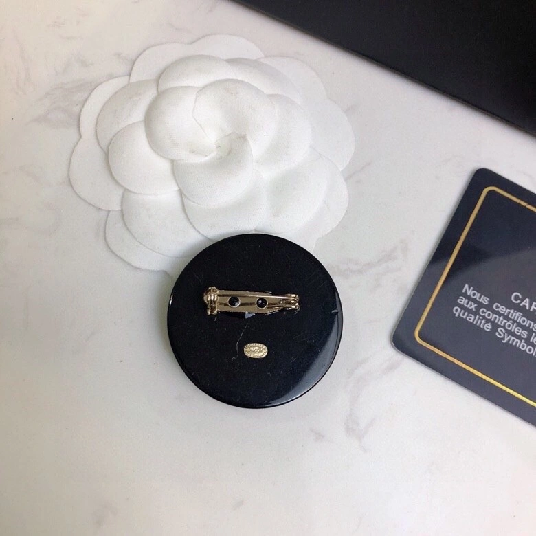 Chanel Earrings WrinkleFree 230635