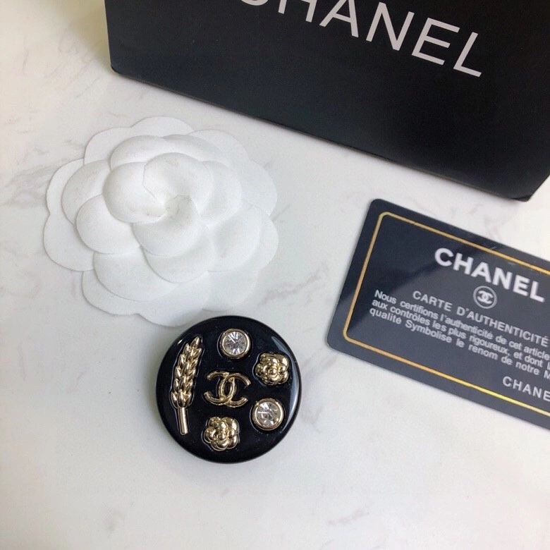 Chanel Earrings WrinkleFree 230635