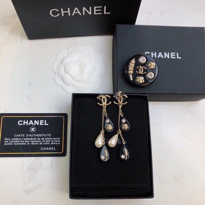 Bold Chanel Earrings 230637