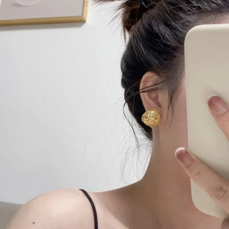 SmoothTexture Chanel Earrings 230654