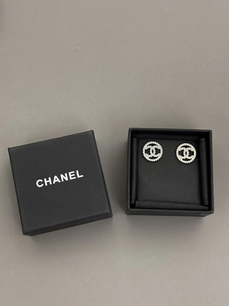 Modern Chanel Earrings 230670