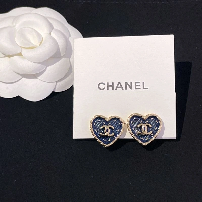 Minimalist Chanel Earrings 230617