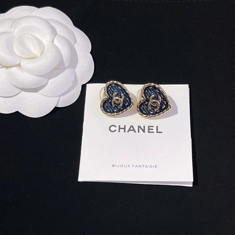 Minimalist Chanel Earrings 230617