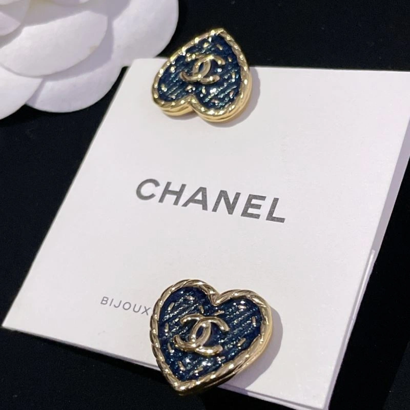 Minimalist Chanel Earrings 230617