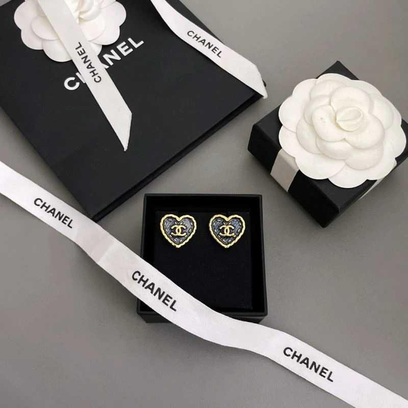 Chanel Earrings Minimalist 230633