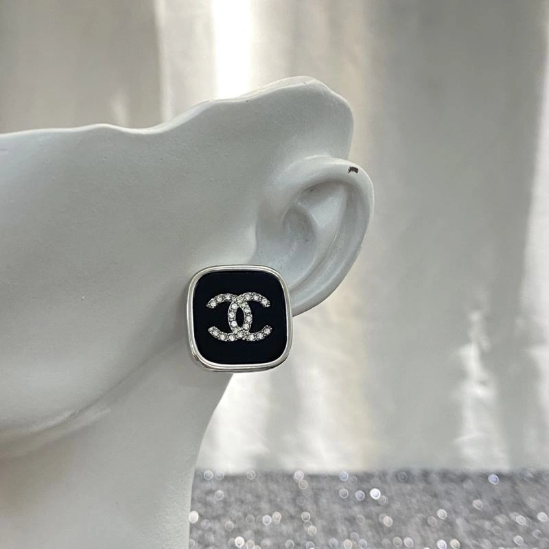 Chanel Earrings Chic 230655