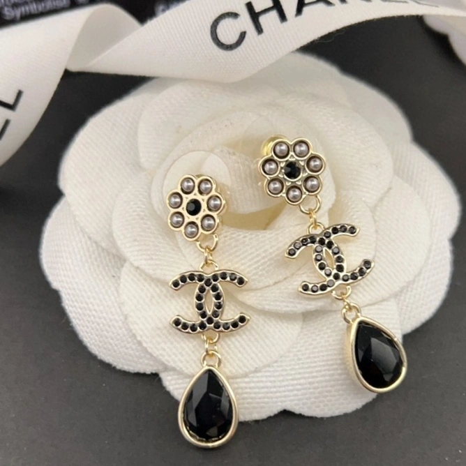FashionForward Chanel Earrings 230614