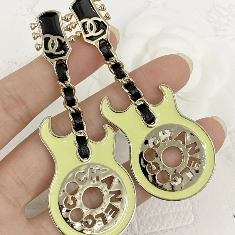 Lightweight Chanel Earrings 230615