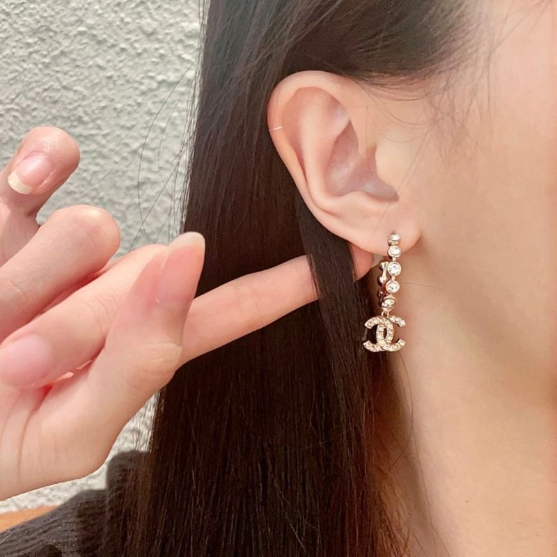 Chanel Earrings WrinkleFree 230645