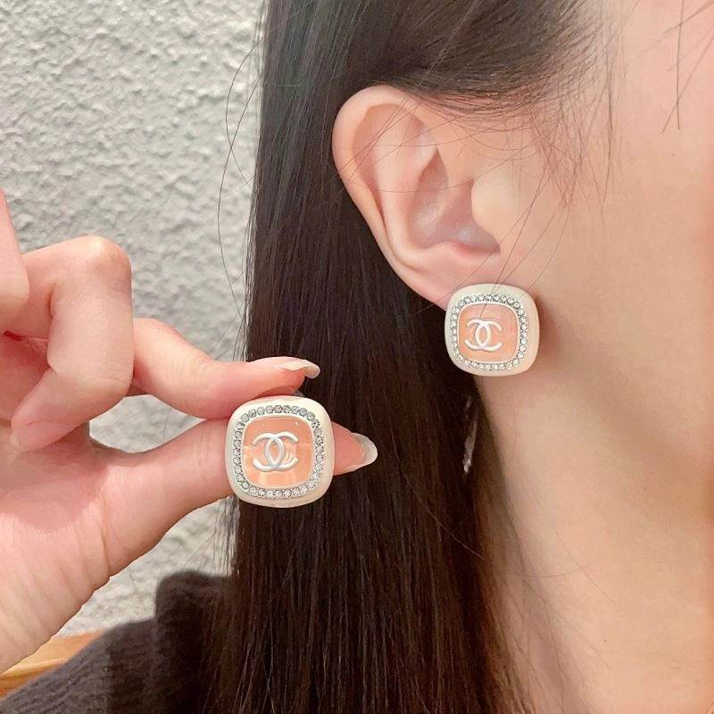 Chanel Earrings SmoothTexture 230720