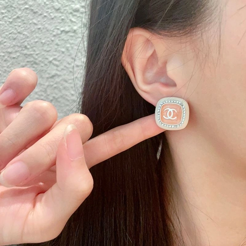 Chanel Earrings SmoothTexture 230720
