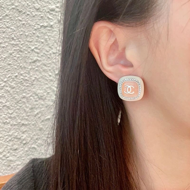 Chanel Earrings SmoothTexture 230720