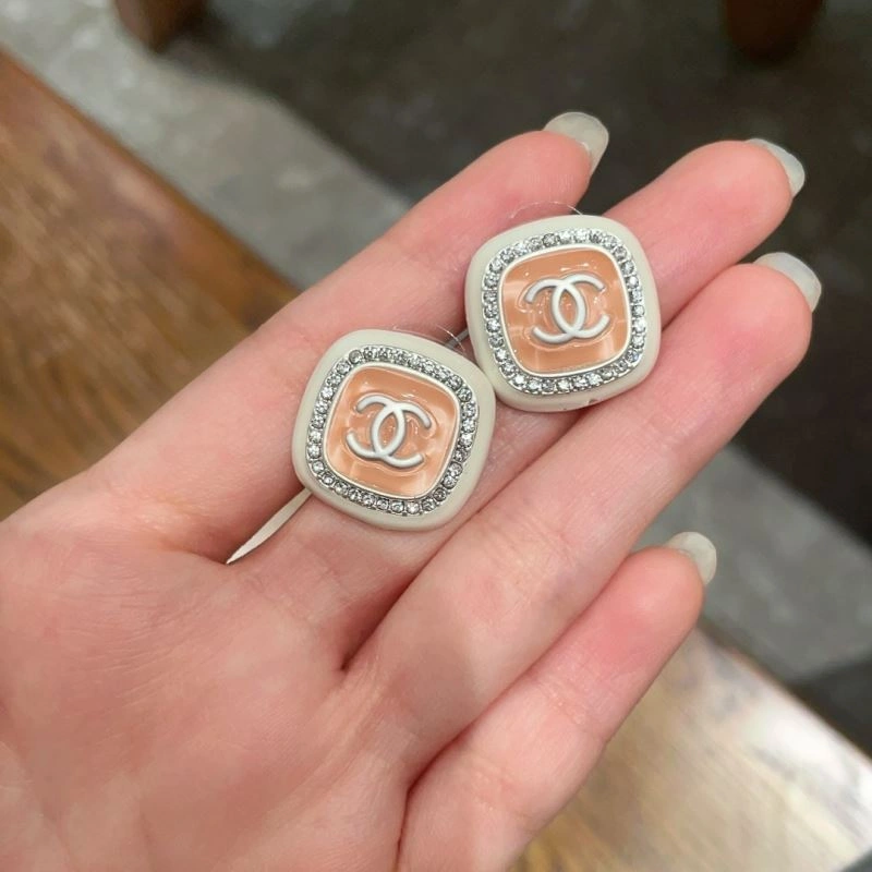 Chanel Earrings SmoothTexture 230720