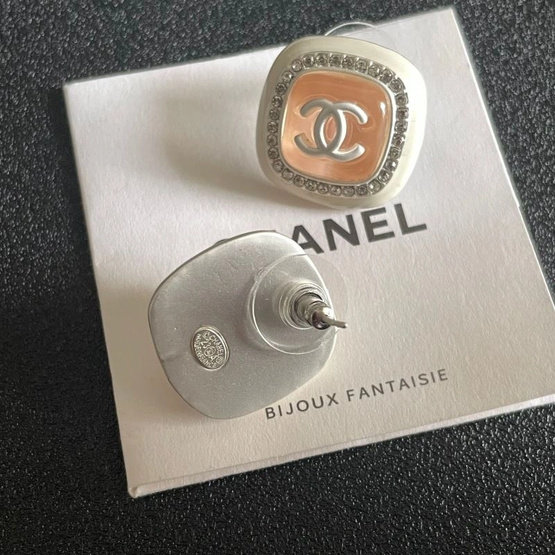 Chanel Earrings SmoothTexture 230720