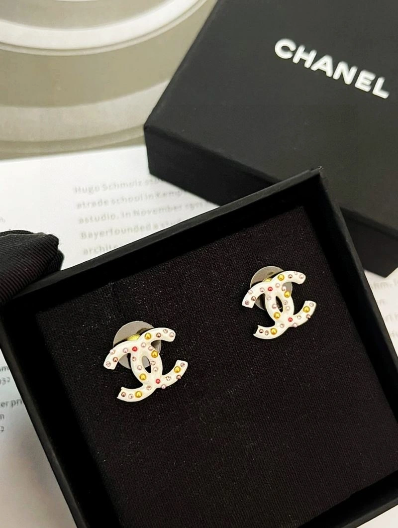 Cozy Chanel Earrings 230682